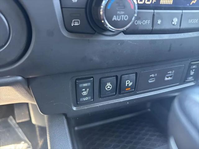 2025 Nissan Frontier Crew Cab SV 4x2