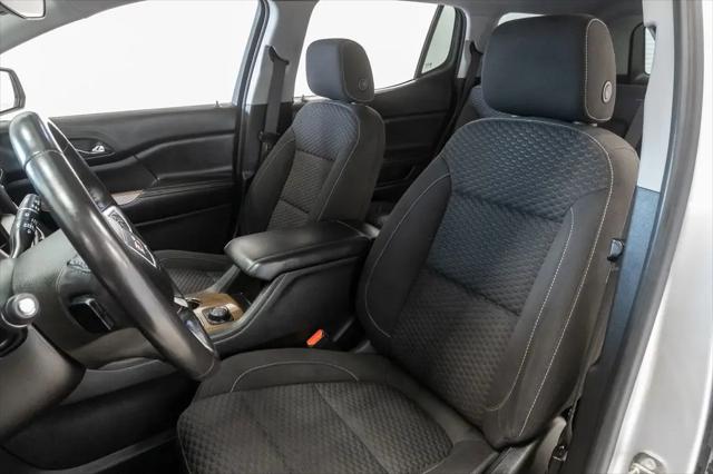 2017 GMC Acadia SLE-2