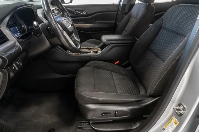 2017 GMC Acadia SLE-2
