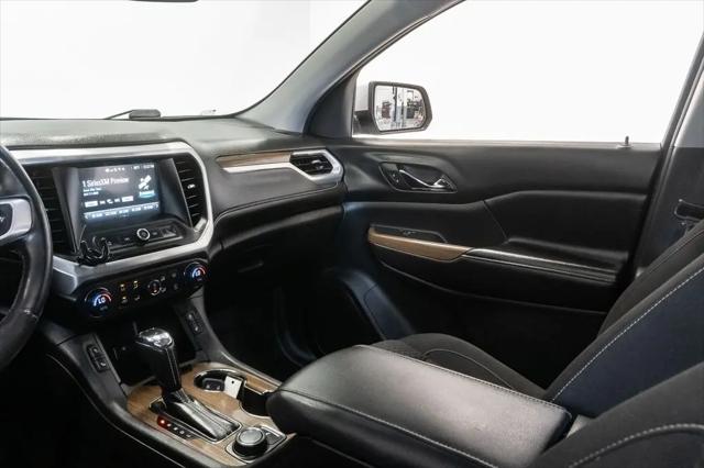 2017 GMC Acadia SLE-2