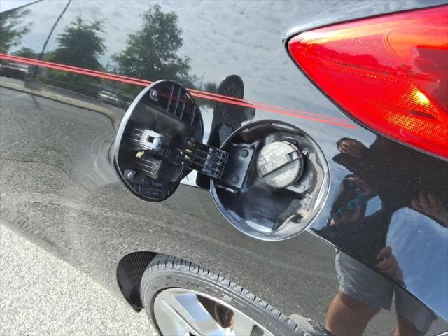 2012 Hyundai Veloster Base w/Red/Black