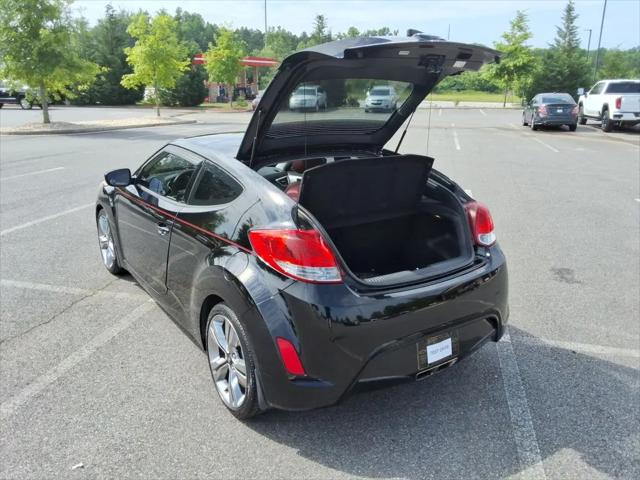 2012 Hyundai Veloster Base w/Red/Black