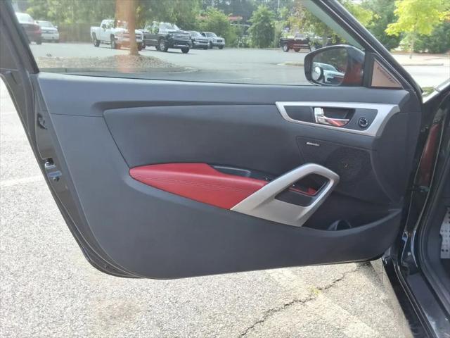 2012 Hyundai Veloster Base w/Red/Black