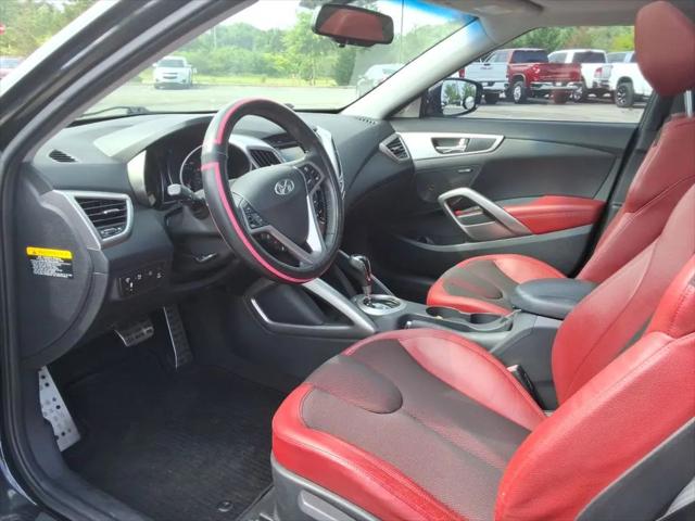 2012 Hyundai Veloster Base w/Red/Black