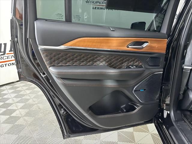 2023 Jeep Grand Cherokee L Summit Reserve 4x4