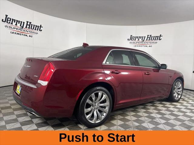 2020 Chrysler 300 Touring