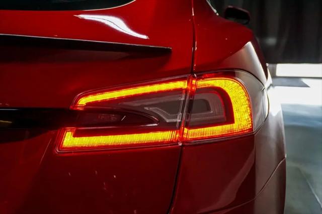 2022 Tesla Model S Dual Motor All-Wheel Drive