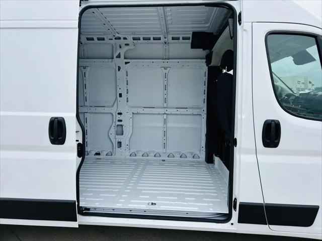 2026 Ram ProMaster 2500 Cargo Van Tradesman High Roof 159" WB w/Pass Seat