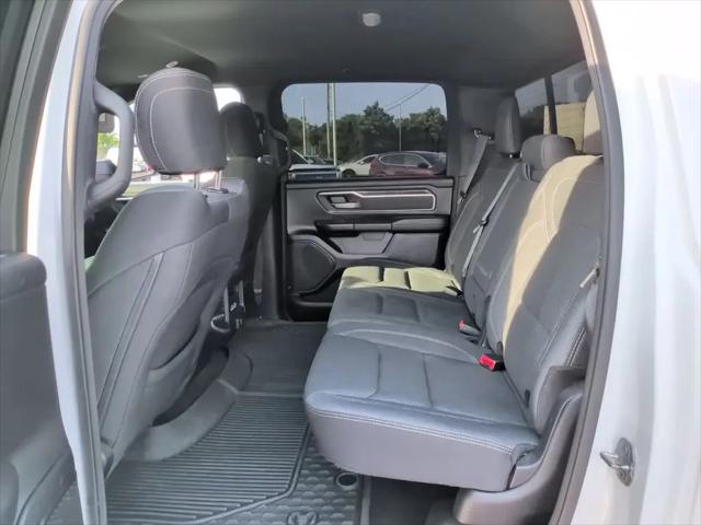2022 Ram 1500 Big Horn Crew Cab 4x4 5'7" Box