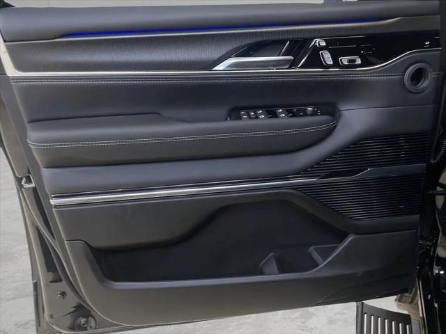 2026 Jeep Grand Wagoneer Summit Obsidian 4x4