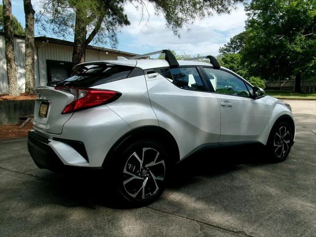2022 Toyota C-HR XLE