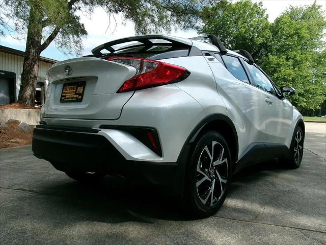 2022 Toyota C-HR XLE