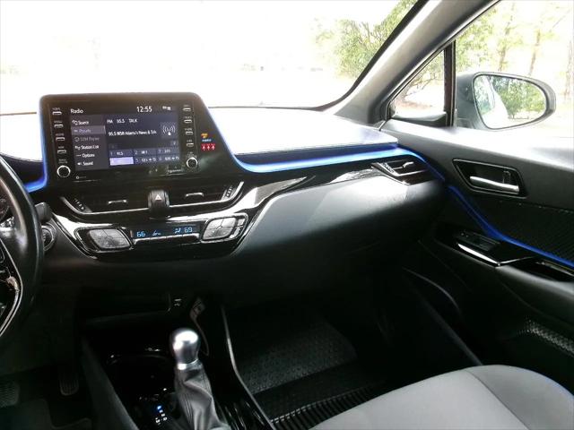2022 Toyota C-HR XLE