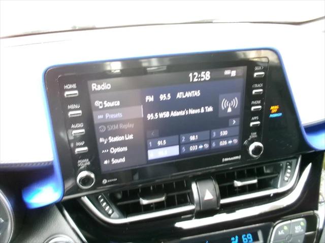 2022 Toyota C-HR XLE
