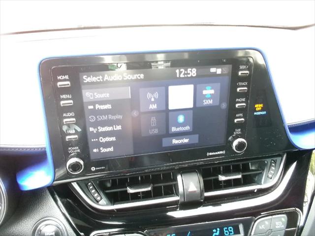 2022 Toyota C-HR XLE