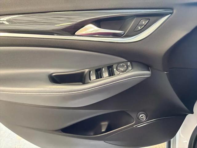 2023 Buick Enclave Essence FWD