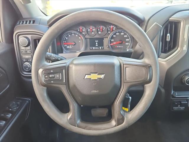 2020 Chevrolet Silverado 1500 4WD Double Cab Standard Bed Custom