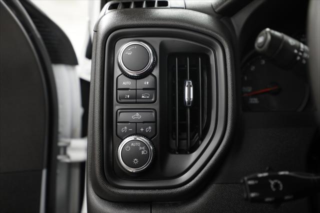 2024 GMC Sierra 1500 4WD Regular Cab Standard Box Pro