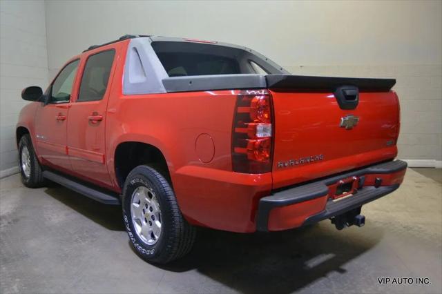 2011 Chevrolet Avalanche LS