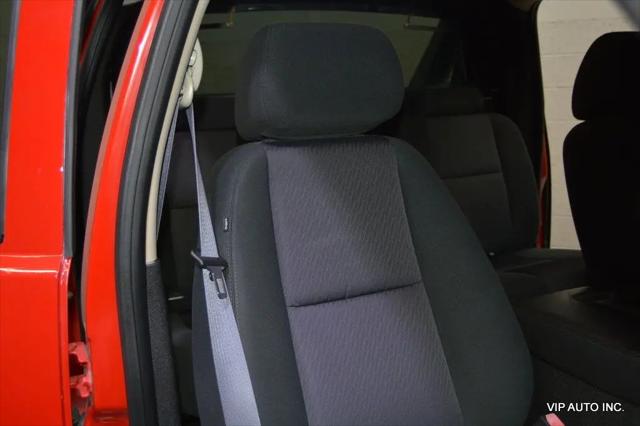 2011 Chevrolet Avalanche LS