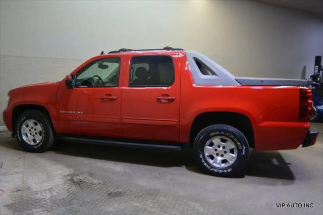 2011 Chevrolet Avalanche LS