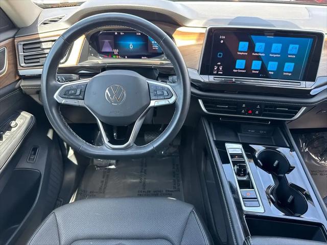2024 Volkswagen Atlas 2.0T SE w/Technology