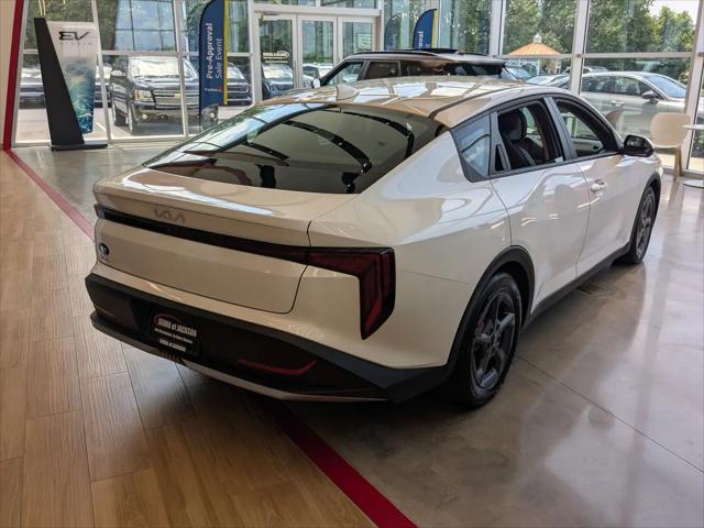 2026 Kia K4 LXS