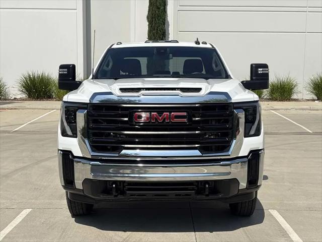 2024 GMC Sierra 3500HD 4WD Crew Cab Long Bed Pro