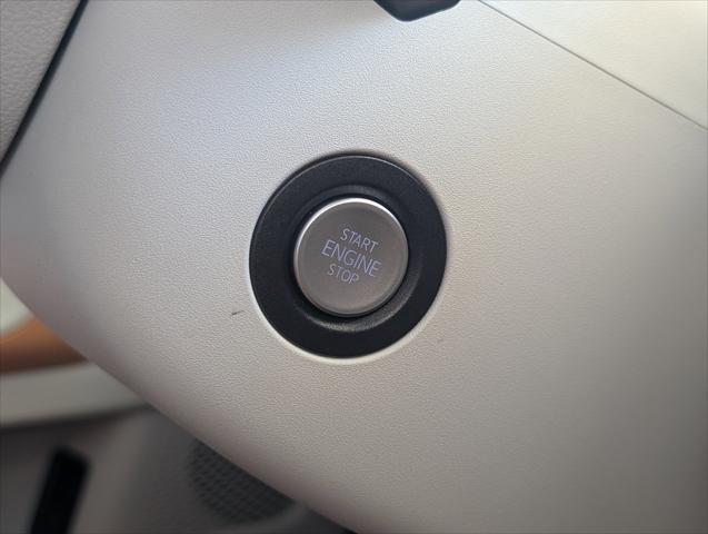 2025 Volkswagen ID. Buzz Pro S Plus