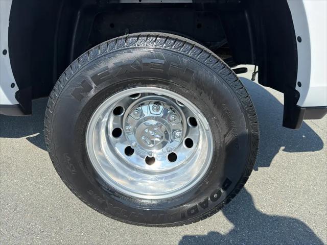 2023 Ram 3500 Limited Longhorn Mega Cab 4x4 64 Box