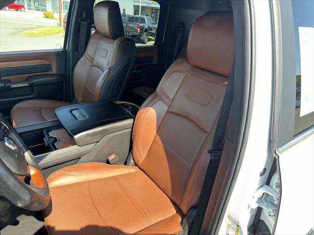 2023 Ram 3500 Limited Longhorn Mega Cab 4x4 64 Box