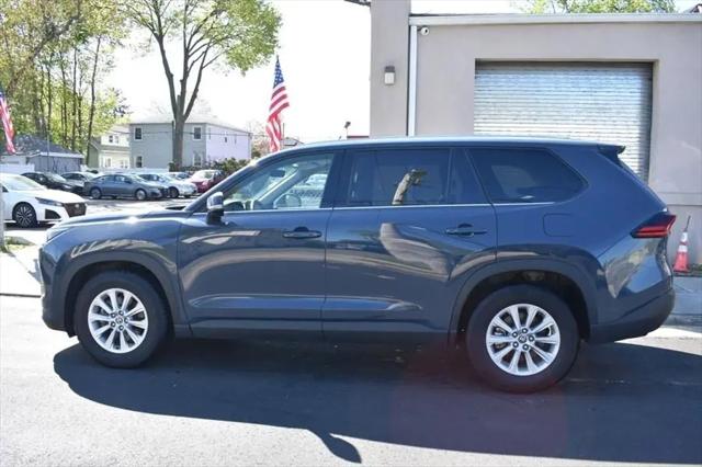 2025 Toyota Grand Highlander XLE