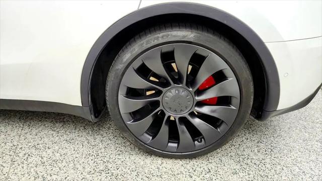 2022 Tesla Model Y Performance Dual Motor All-Wheel Drive