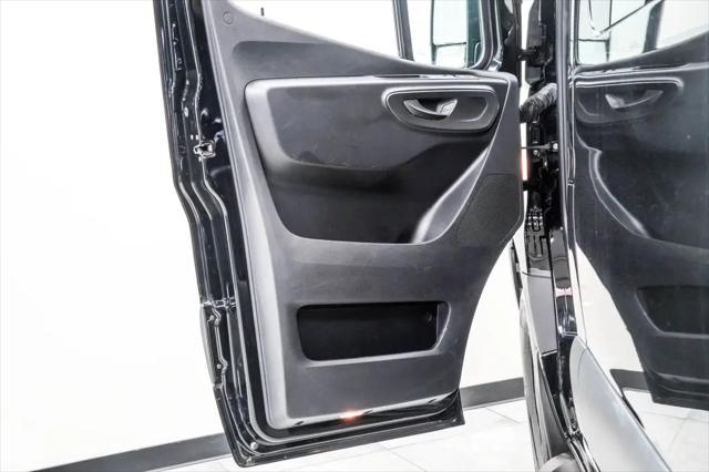 2023 Mercedes-Benz Sprinter 2500 High Roof 4-Cyl Diesel HO
