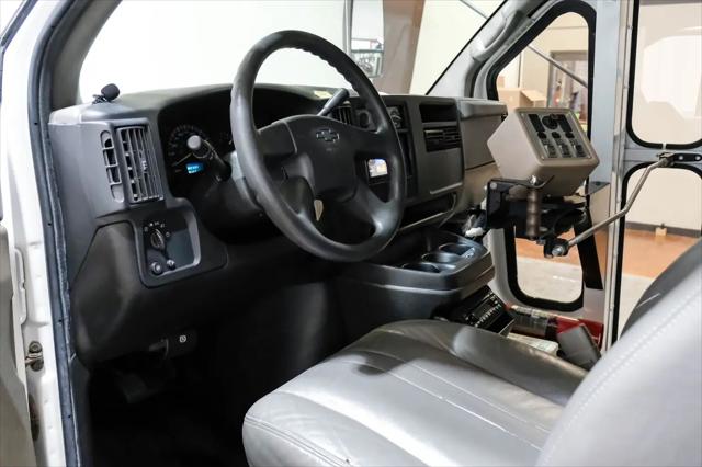 2007 Chevrolet Express Cutaway Work Van