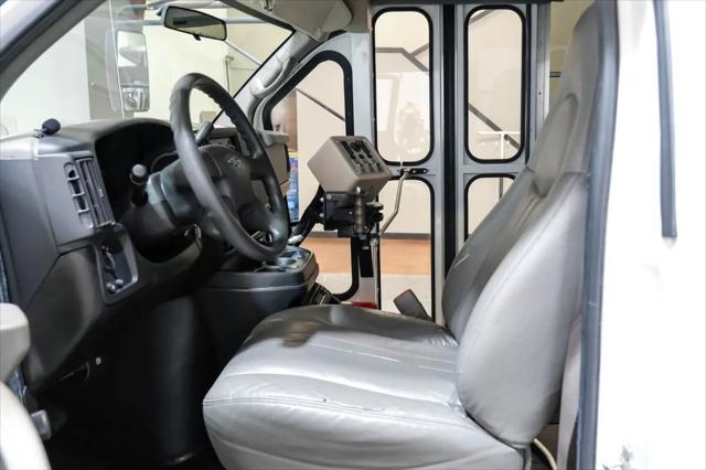 2007 Chevrolet Express Cutaway Work Van