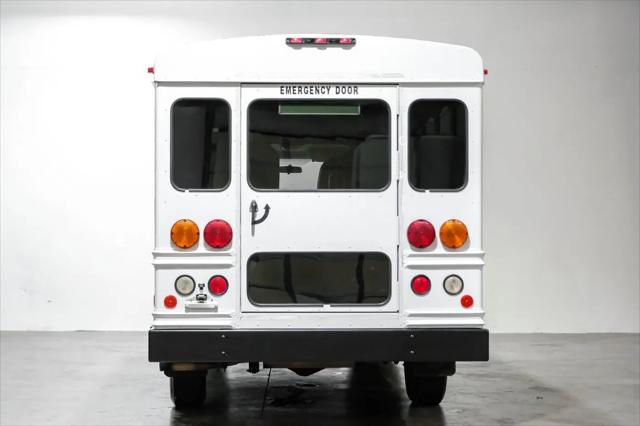 2007 Chevrolet Express Cutaway Work Van