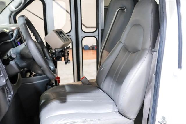 2007 Chevrolet Express Cutaway Work Van