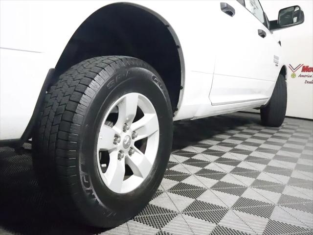 2023 Ram 1500 Classic SLT Crew Cab 4x4 5'7" Box