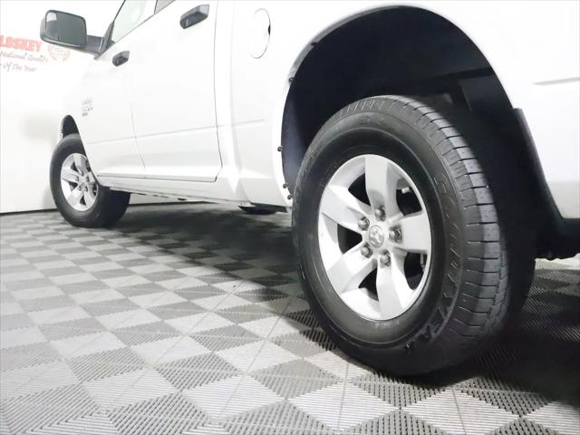 2023 Ram 1500 Classic SLT Crew Cab 4x4 5'7" Box