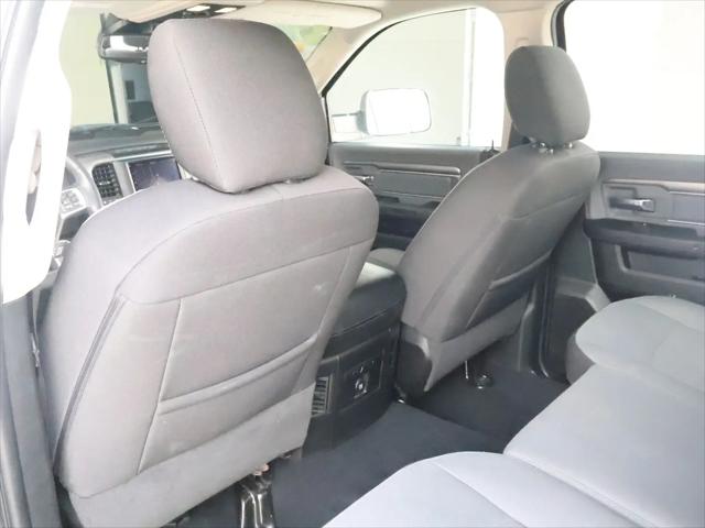 2023 Ram 1500 Classic SLT Crew Cab 4x4 5'7" Box