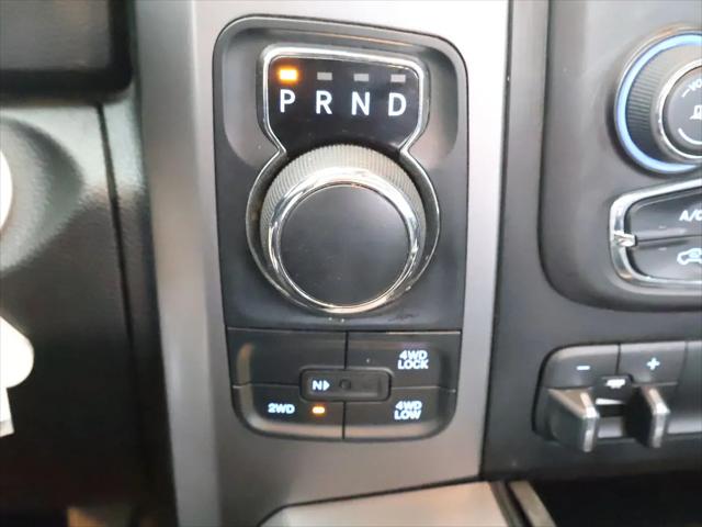 2023 Ram 1500 Classic SLT Crew Cab 4x4 5'7" Box