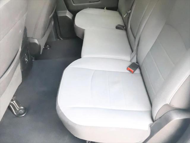 2023 Ram 1500 Classic SLT Crew Cab 4x4 5'7" Box