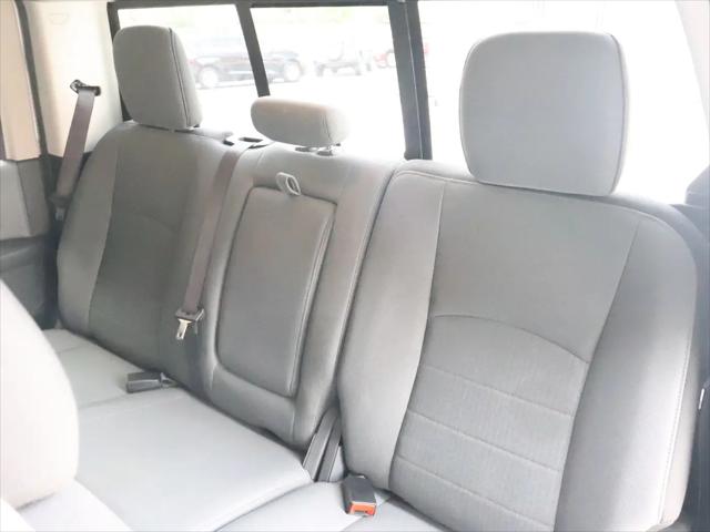 2023 Ram 1500 Classic SLT Crew Cab 4x4 5'7" Box
