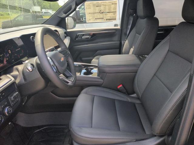 2026 Chevrolet Suburban LT, 4WD