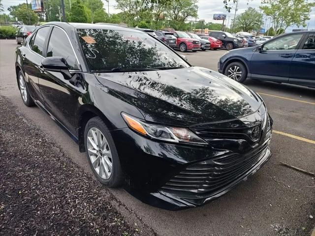 2020 Toyota Camry LE AWD