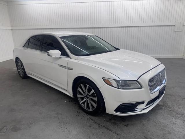 2017 Lincoln Continental Premiere