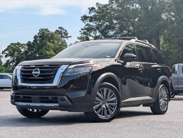 2025 Nissan Pathfinder SL FWD