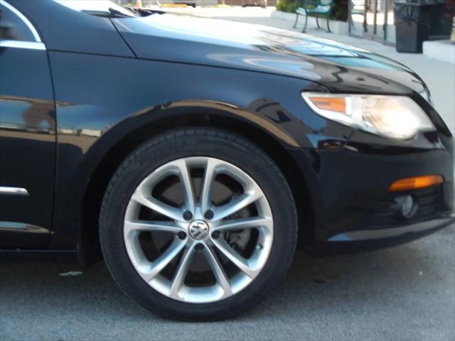 2010 Volkswagen CC Luxury