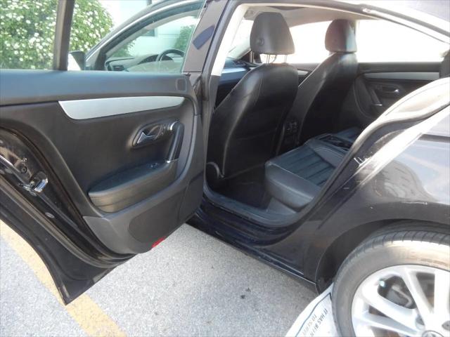 2010 Volkswagen CC Luxury